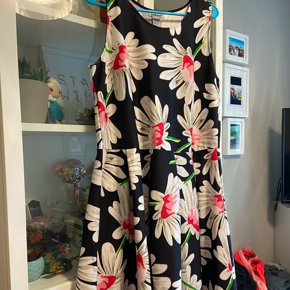 Last Exit Tea Length Floral Dress - Picture 1 of 1